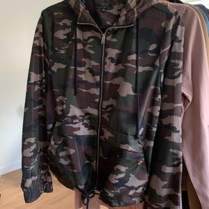 Womens Camo RainJacket